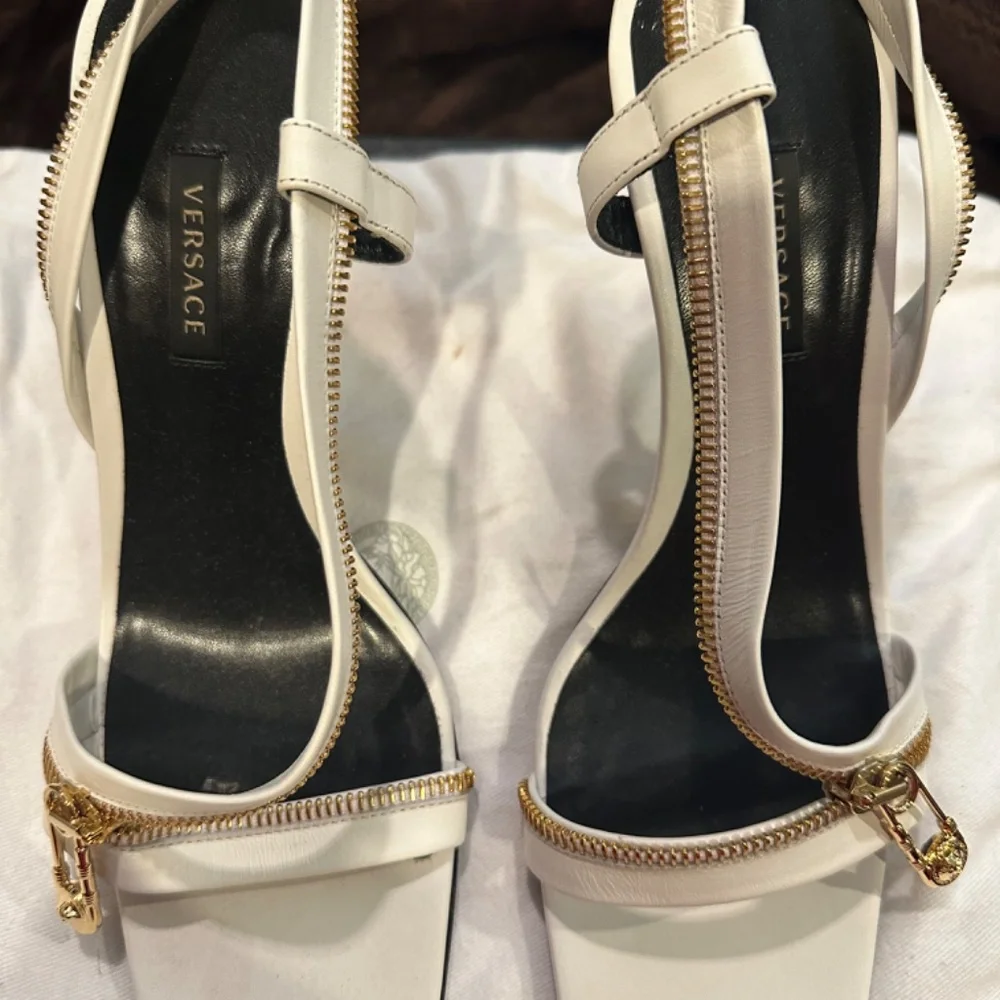 Versace heels white - Picture 2 of 11